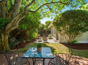 4055 SW Holgate Street, Seattle WA 98116