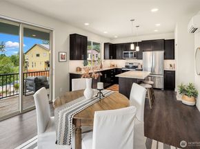 9796 11th Avenue SW, Seattle WA 98106