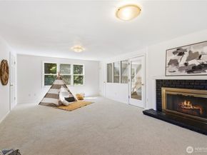 13555 NE 54th Place, Bellevue WA 98005