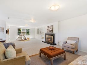 13555 NE 54th Place, Bellevue WA 98005