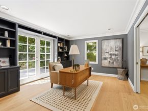 13555 NE 54th Place, Bellevue WA 98005
