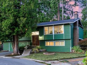 12822 NE 68th Street, Kirkland WA 98033