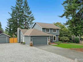 1132 Crawford Rd, Lynnwood WA 98036