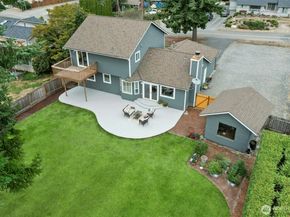 1132 Crawford Rd, Lynnwood WA 98036