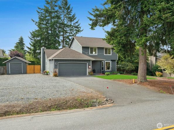 1132 Crawford Rd, Lynnwood WA 98036
