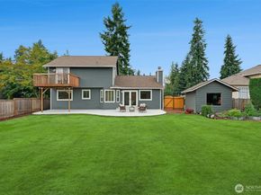1132 Crawford Rd, Lynnwood WA 98036