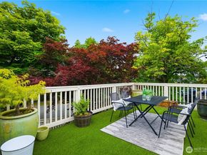 2412 2nd Avenue W, Seattle WA 98119