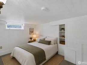 2412 2nd Avenue W, Seattle WA 98119