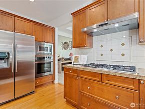 9206 234th Place SW, Edmonds WA 98020