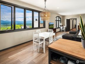 26408 NE 70th Street, Redmond WA 98053