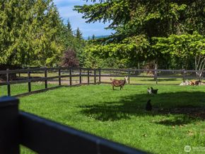26408 NE 70th Street, Redmond WA 98053