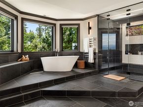 26408 NE 70th Street, Redmond WA 98053
