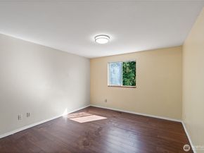 10606 68th Place S, Seattle WA 98178