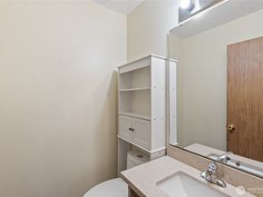 10606 68th Place S, Seattle WA 98178