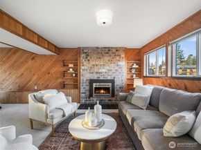349 Anacortes Avenue SE, Renton WA 98059
