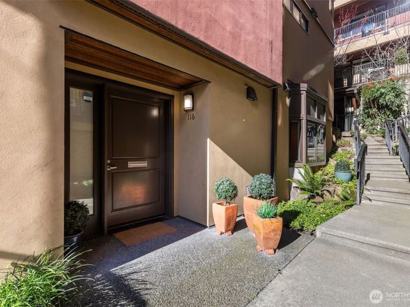 116 Aloha Street 116, Seattle WA 98109