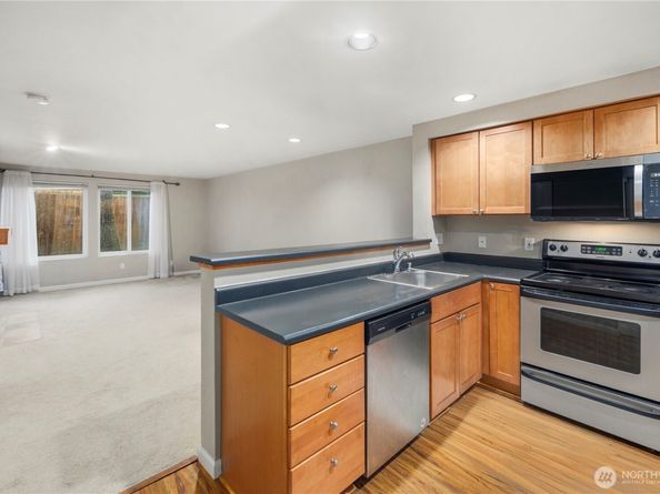 26339 116th Avenue SE I102, Kent WA 98030