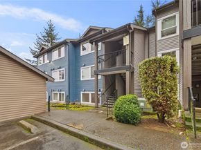 26339 116th Avenue SE I102, Kent WA 98030