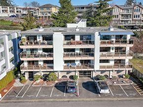 22222 Dock Avenue S 1B, Des Moines WA 98198