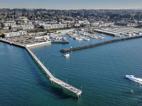 22222 Dock Avenue S 1B, Des Moines WA 98198