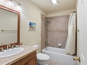 22222 Dock Avenue S 1B, Des Moines WA 98198