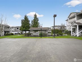 1001 W Casino Road C201, Everett WA 98204