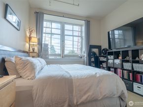 201 Galer Street 223, Seattle WA 98109