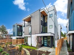 8831 B Wallingford Avenue N, Seattle WA 98103