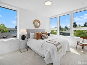 8831 B Wallingford Avenue N, Seattle WA 98103