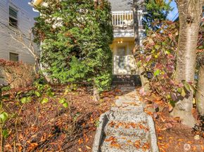 2850 NW 65th Street, Seattle WA 98117