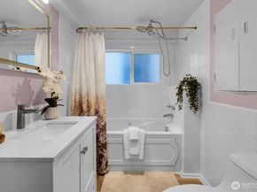 2850 NW 65th Street, Seattle WA 98117