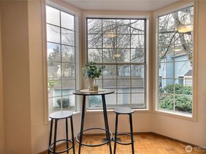 10233 NE 129th Lane 8, Kirkland WA 98034