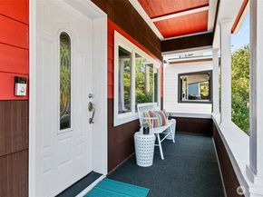 1913 E Spruce Street, Seattle WA 98122