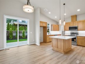 2227 124th Street SE, Everett WA 98208