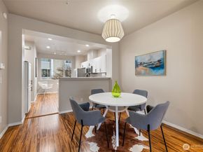 11895 NE 163rd Place 203, Bothell WA 98011