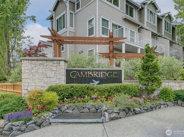 11895 NE 163rd Place 203, Bothell WA 98011