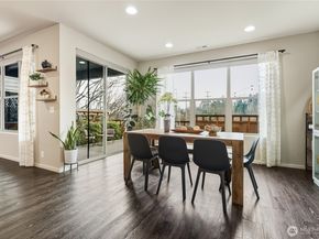 281 SW 97th Place, Seattle WA 98106