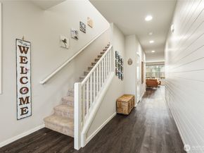 281 SW 97th Place, Seattle WA 98106