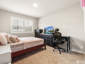 281 SW 97th Place, Seattle WA 98106