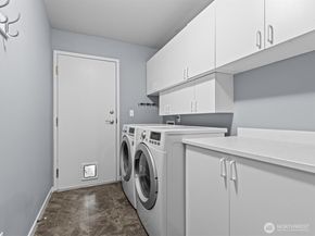 1404 NW 202nd Lane, Shoreline WA 98177