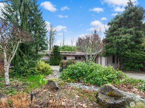 16 Cascade Key, Bellevue WA 98006