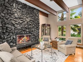 16 Cascade Key, Bellevue WA 98006