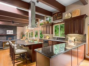 16 Cascade Key, Bellevue WA 98006