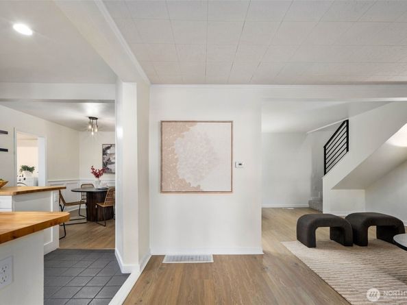 14035 2nd Avenue NW, Seattle WA 98177