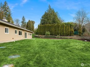 22709 SE 16th Street, Sammamish WA 98075