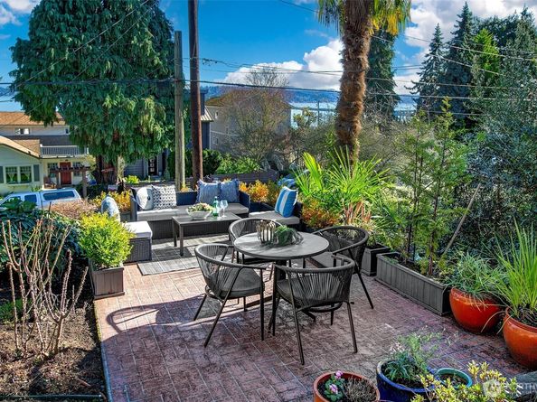 707 Lake Washington Boulevard S, Seattle WA 98144