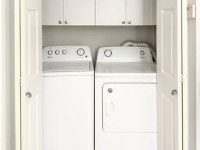 210 10th Street 4, Kirkland WA 98033