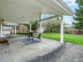 13416 NE 70th Street, Redmond WA 98052