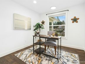 13416 NE 70th Street, Redmond WA 98052