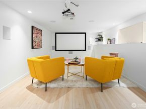 13416 NE 70th Street, Redmond WA 98052